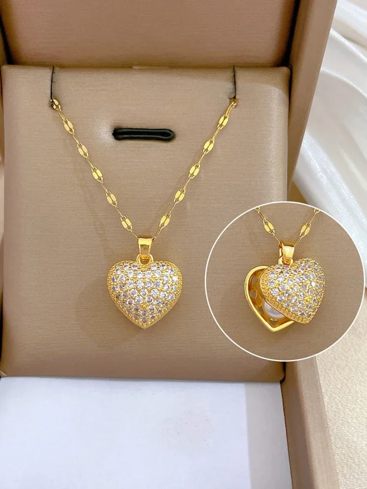 Luxurious Peach Heart Pearl Oyster Necklace